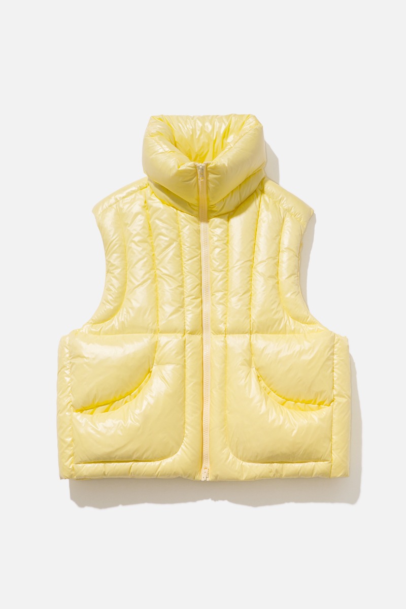 GLOSSY DUCK DOWN LIFE VEST-BUTTER
